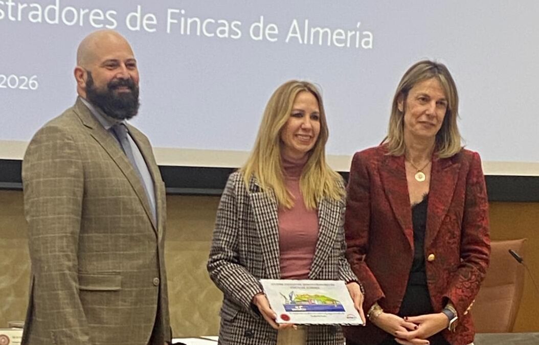 El Colegio de Administradores de Fincas de Almería, reconocido por su colaboración con la Facultad de Derecho de la UAL